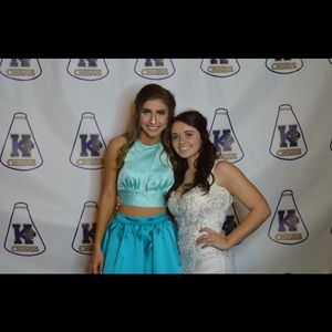 Meet your Posher, Kim